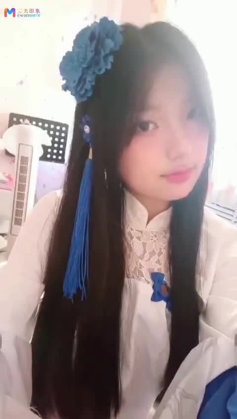 骚逼高中生