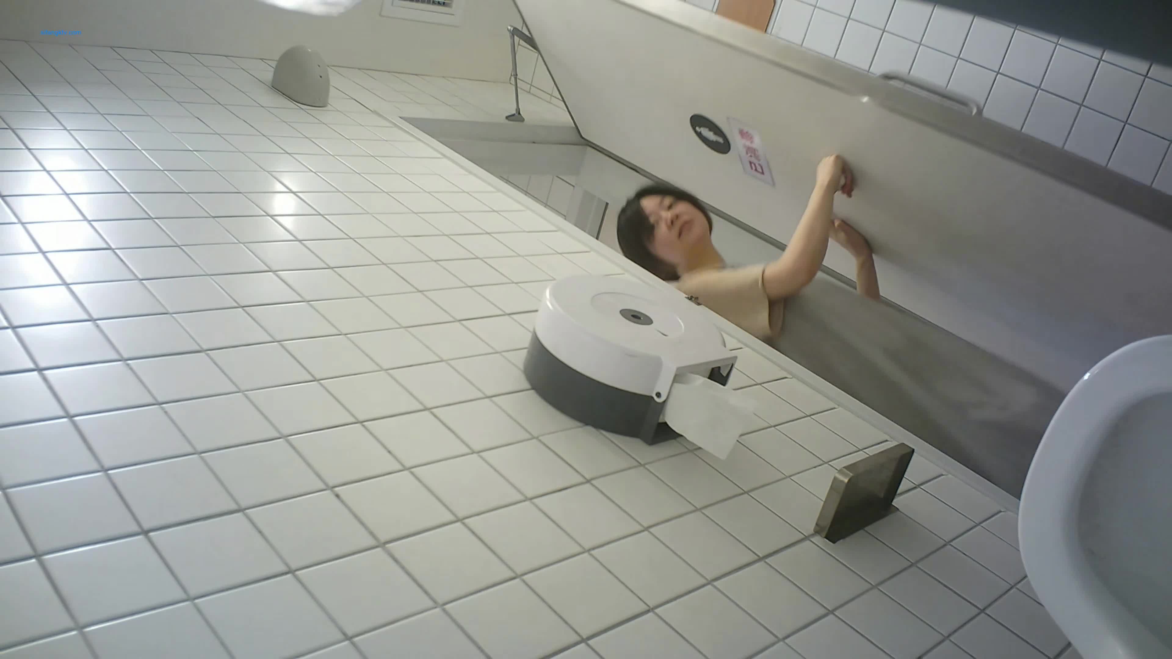 gc2048.com-(new)_ (24).mp4
