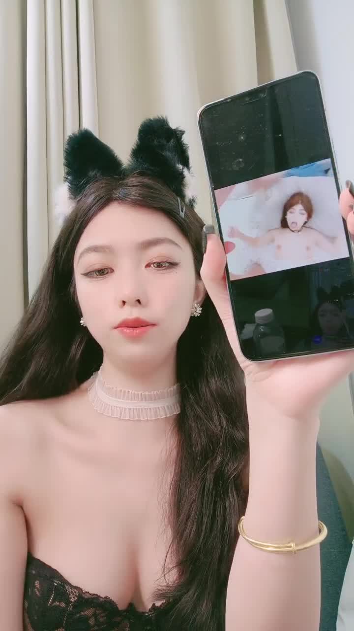 1 (20)