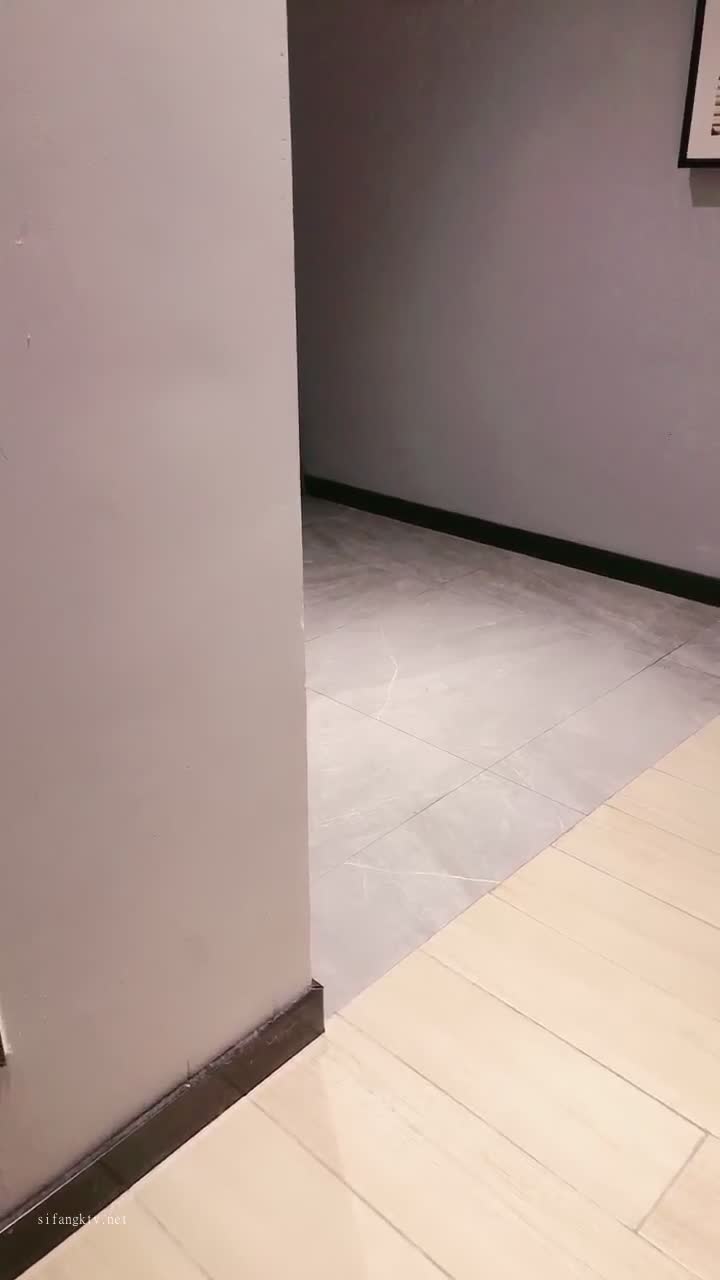 1 (21)
