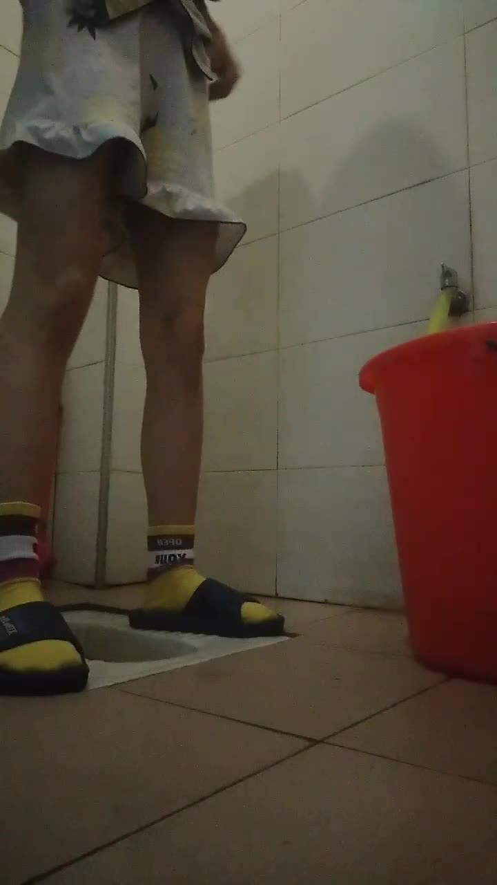 尿尿2.mp4