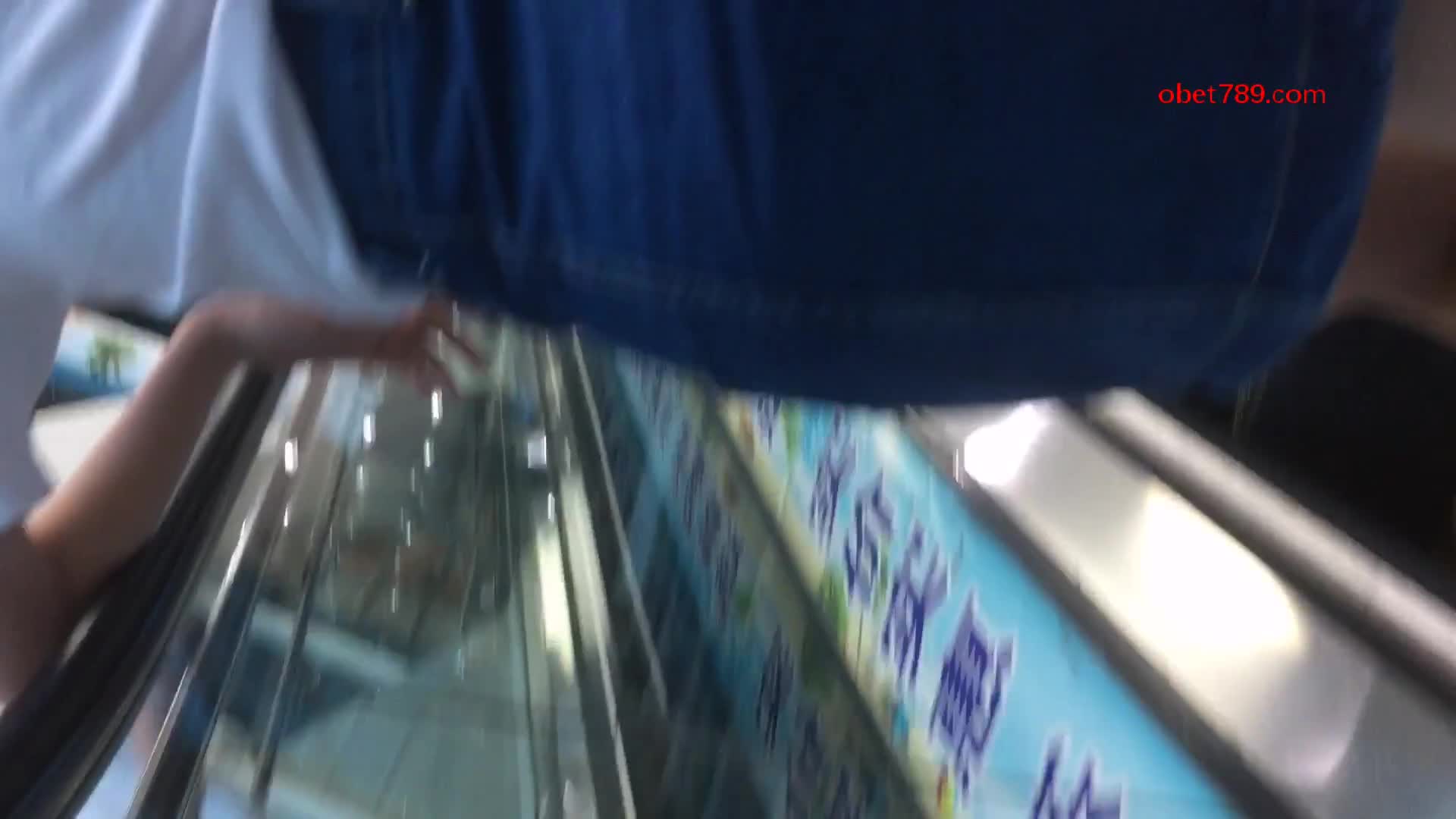 偷拍抄底