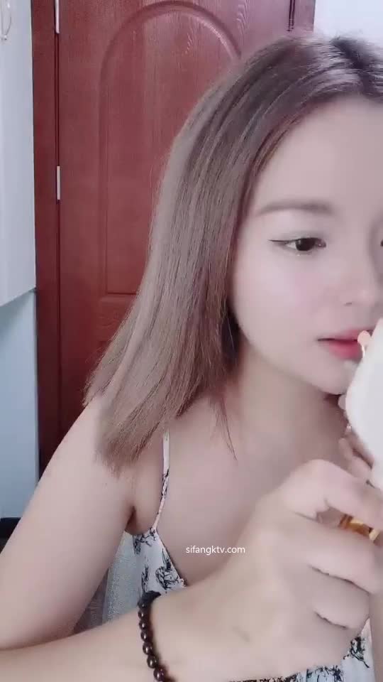 1 (21)
