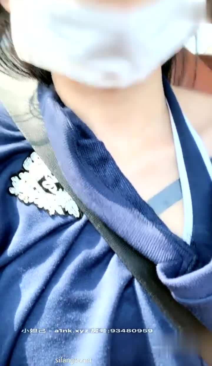 真实勾引保安公厕啪啪