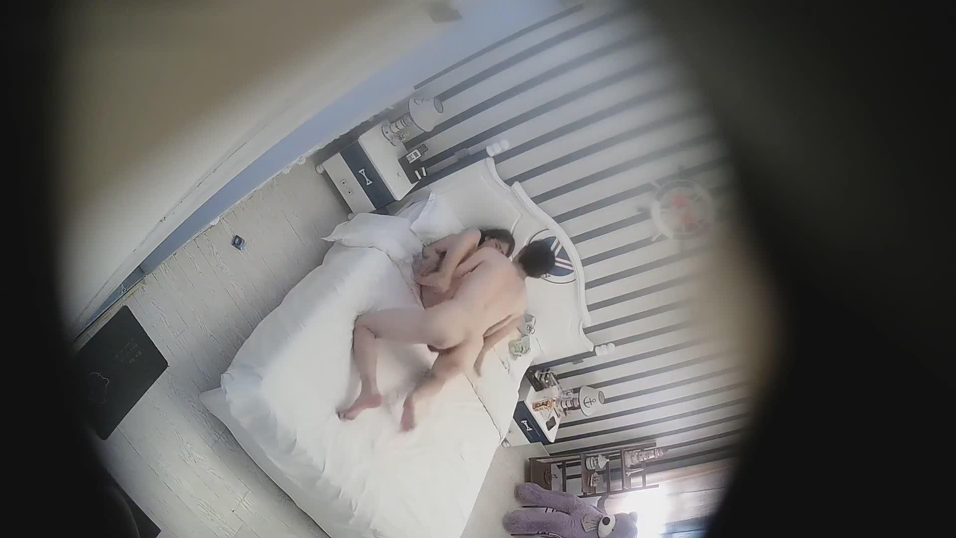 偷窥眼镜哥和白嫩的女友啪啪啪要吃鲍鱼女友假装不让
请认准 @Tp360 频道