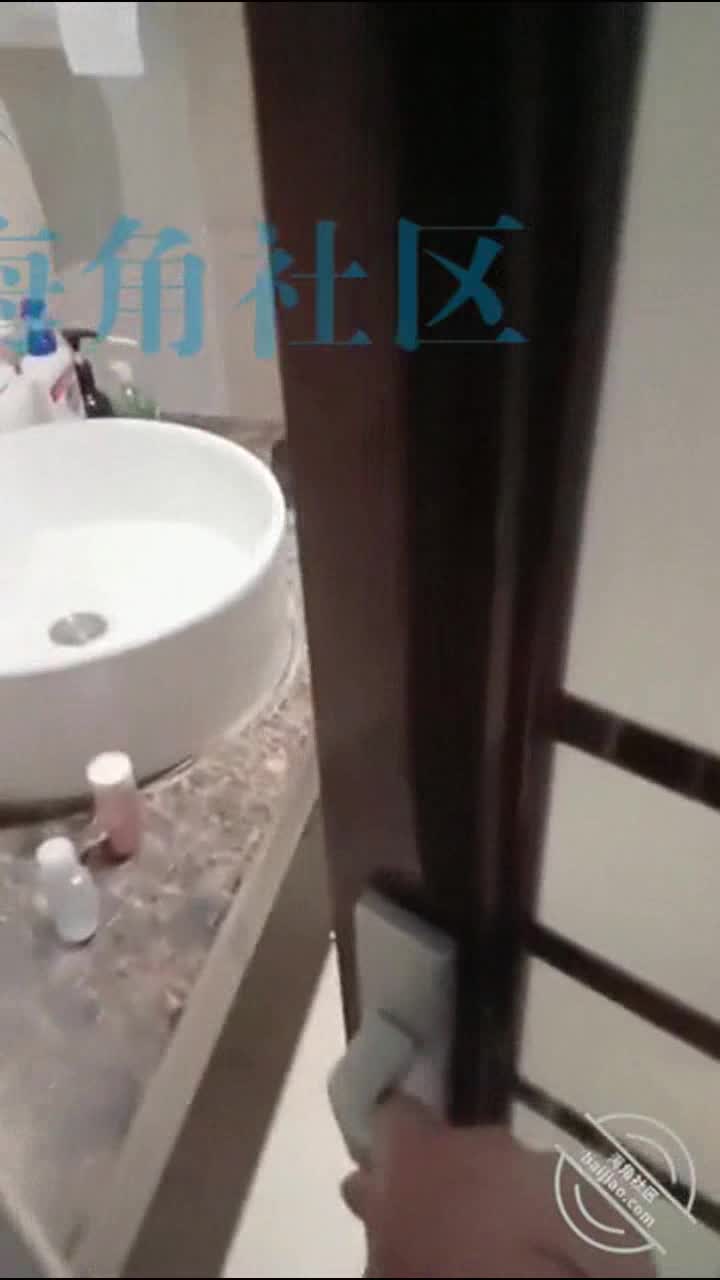 色批频道TG搜 @SPussyParadise 更多精彩不迷路.mp4