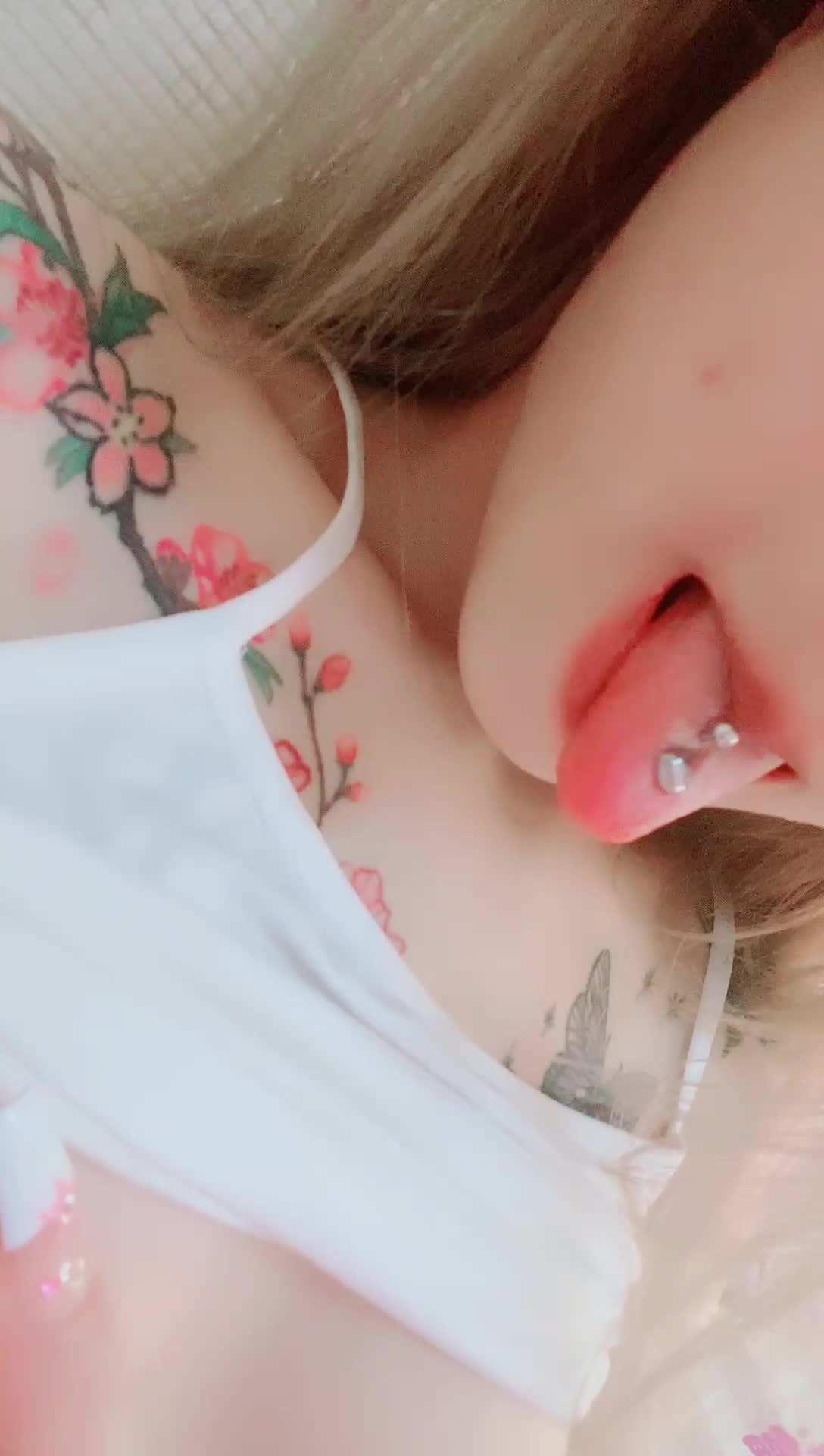1 (8)