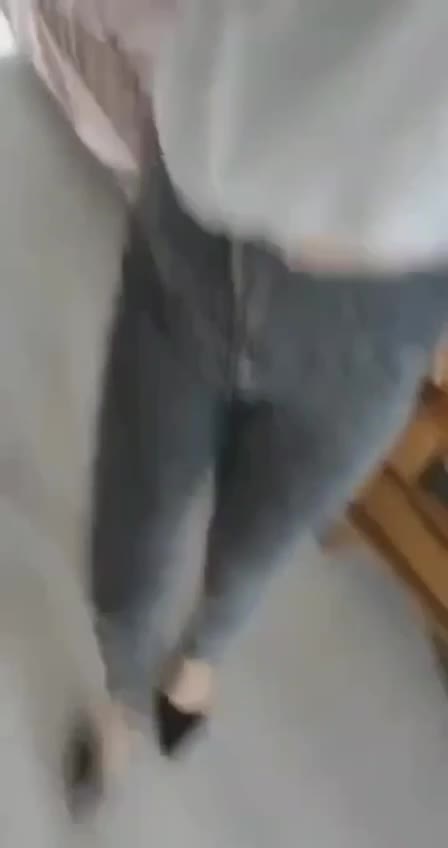 熟女 母子 乱伦

妈妈，我想操你