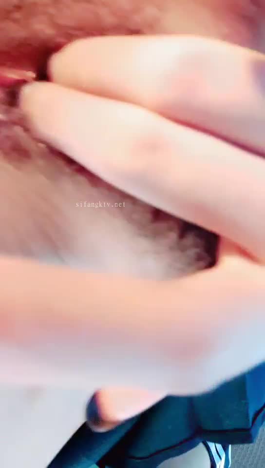 1 (9)