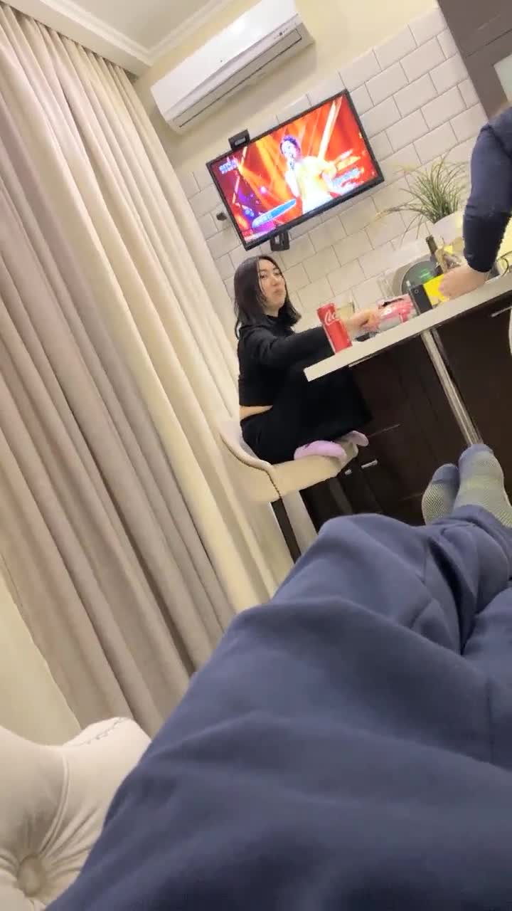 1 (2)