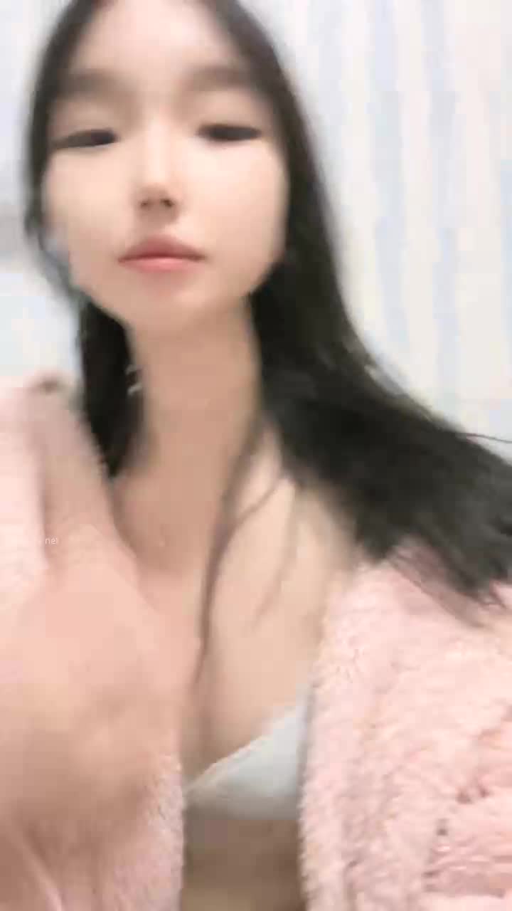 小悦宝_校花学妹主播_清纯学生服露脸道具直播视频资源_16.mp4