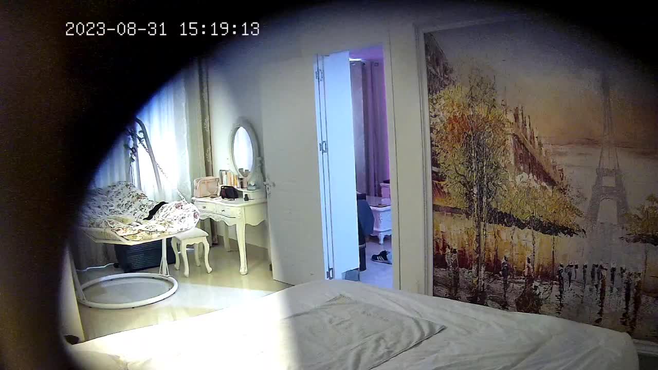 2023-08-31 高清酒店摄像头偷拍 老哥约良家少妇到酒店开房享受各种舔 口活一流的少妇最终口爆