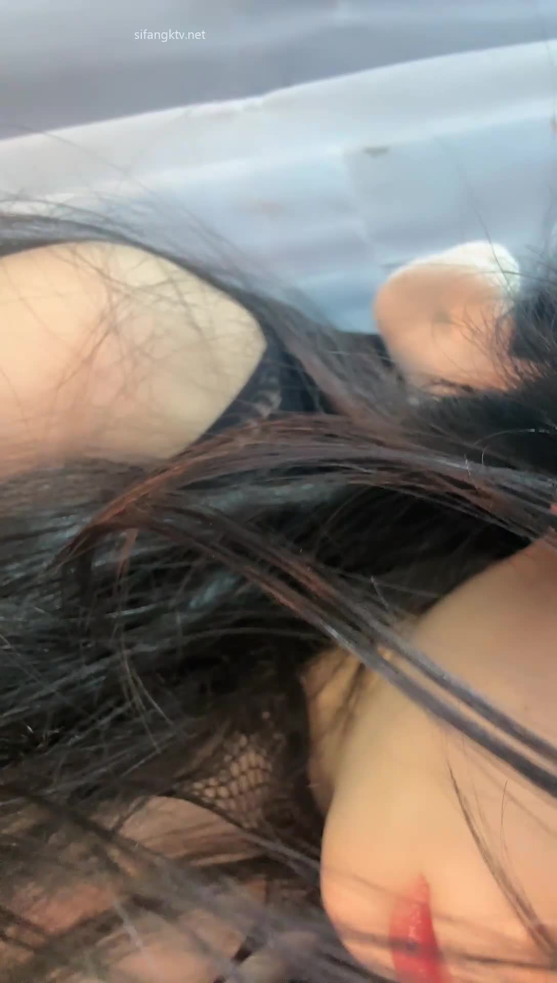 1 (2)