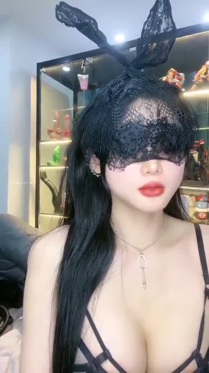 1 (12)