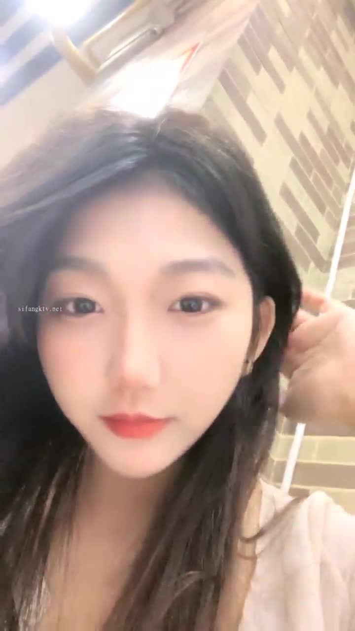 1 (39)