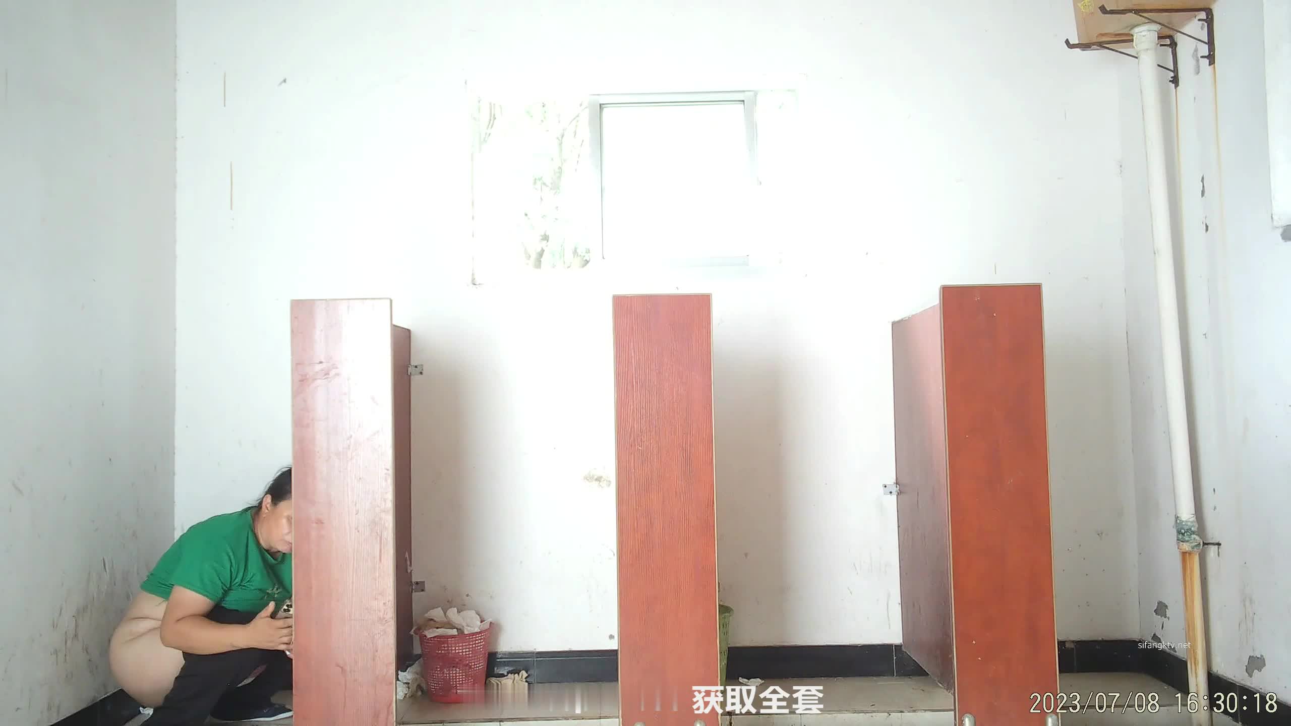 1 (35)