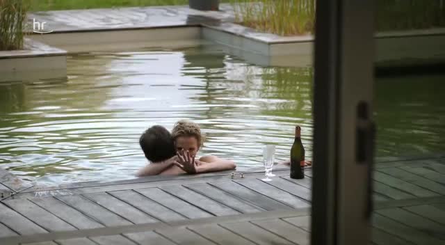 vorstadtweiber.s01e08.400p.webrip.viruseproject
