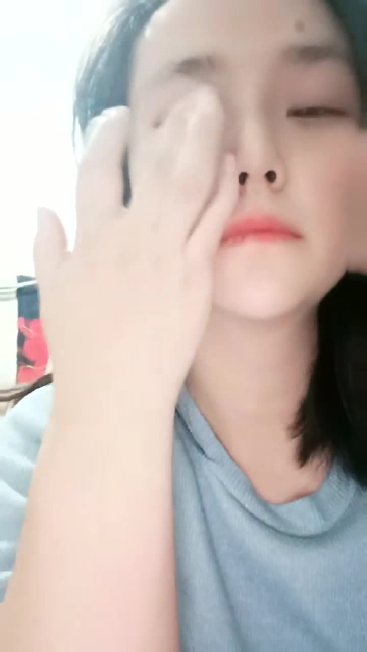 1 (8)