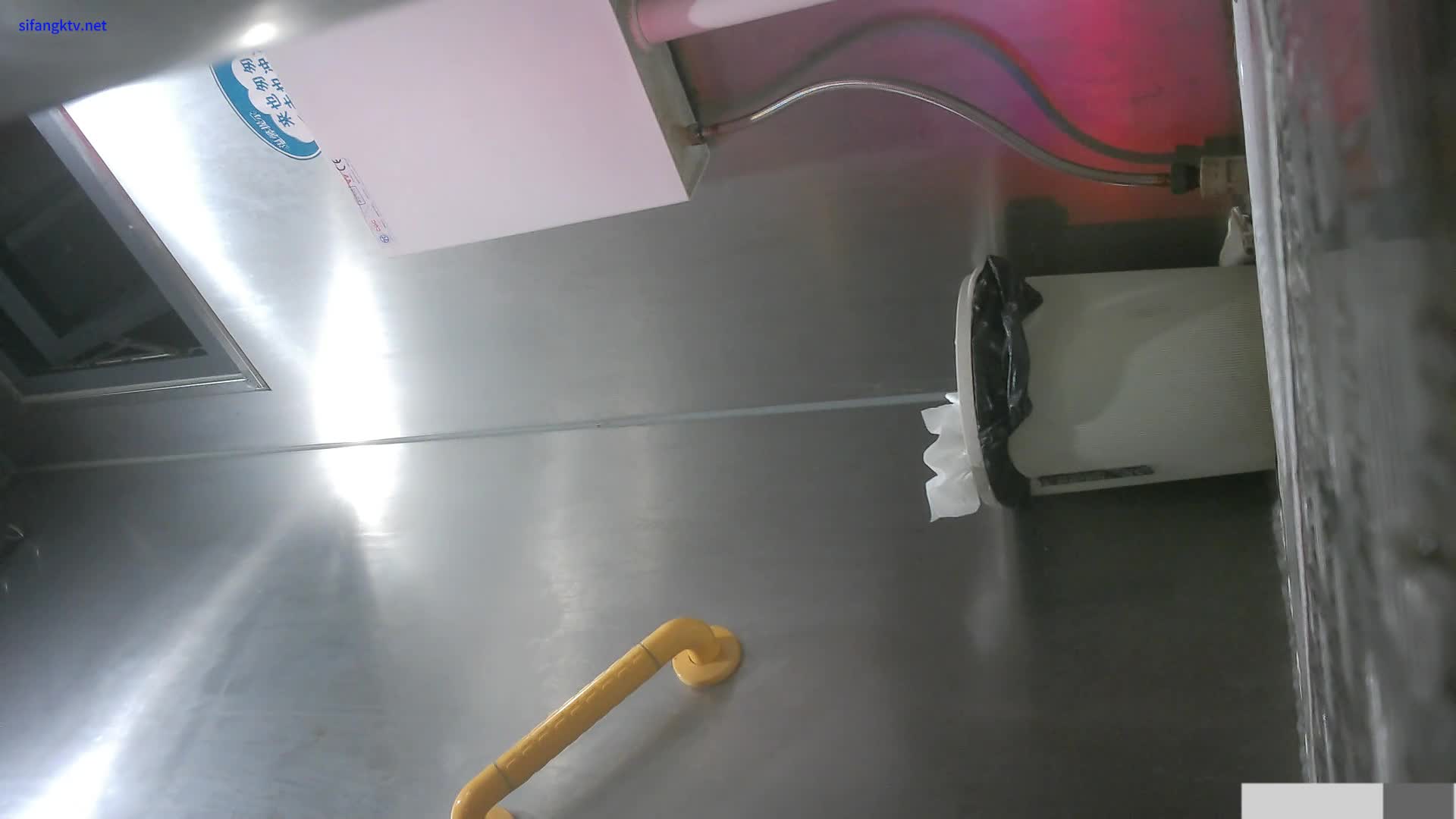 师范大学厕所的青春靓丽