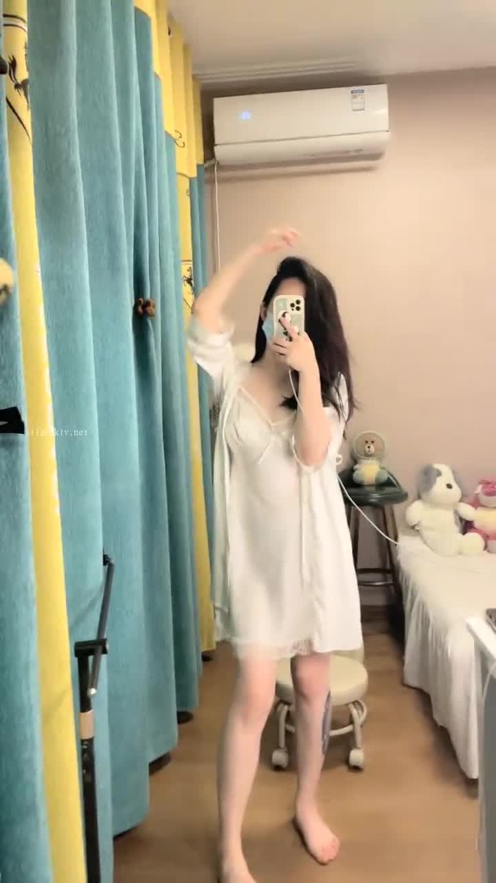  (23)
