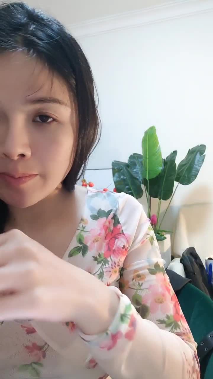   (11)