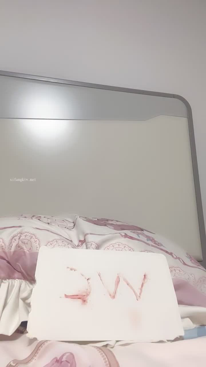  (11)