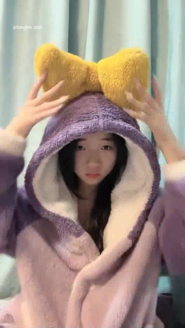  (2)