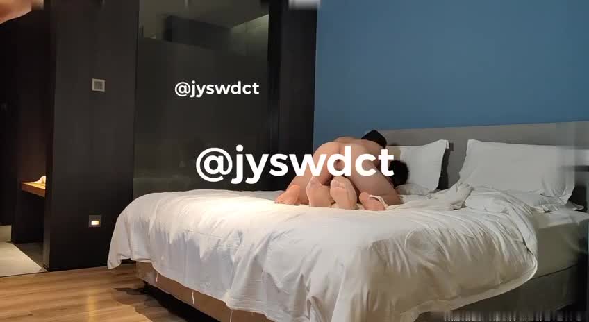 1 (14).mp4