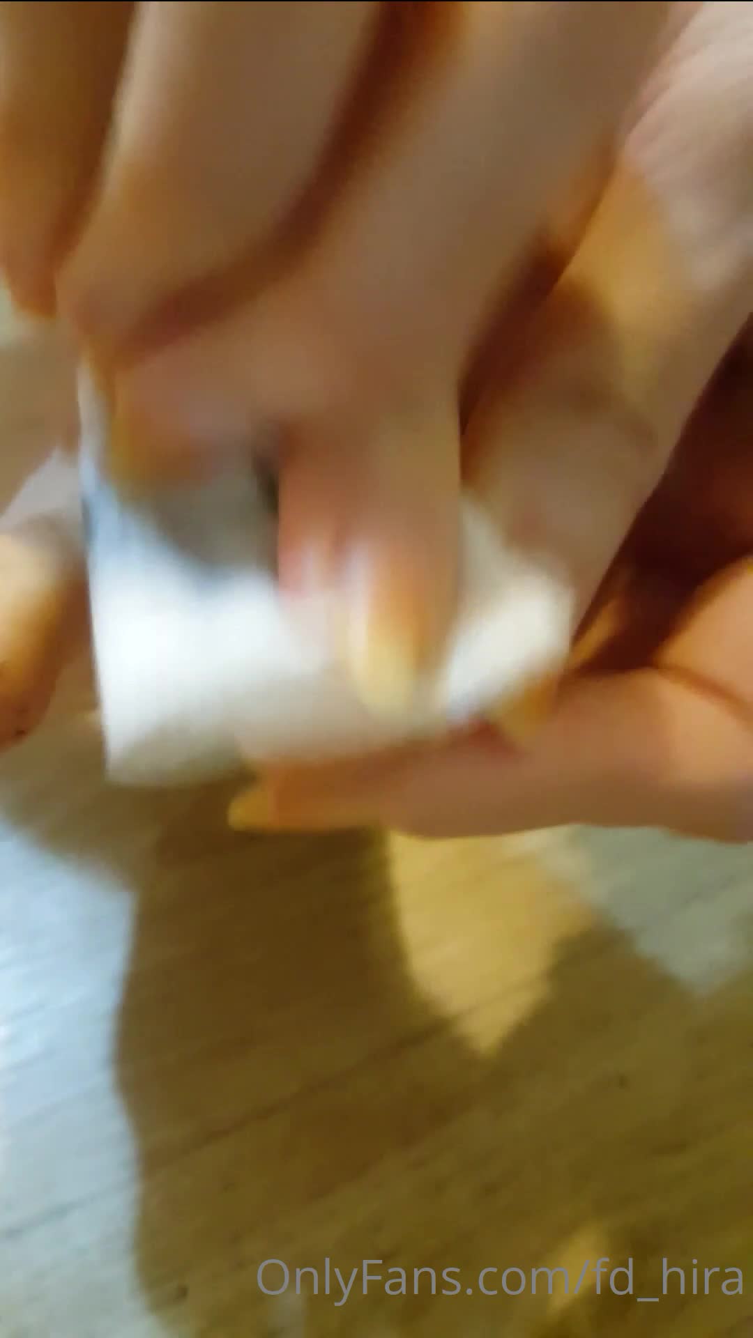 (9)