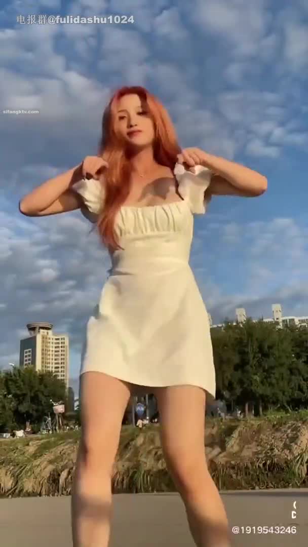直播闪现 (159).mp4