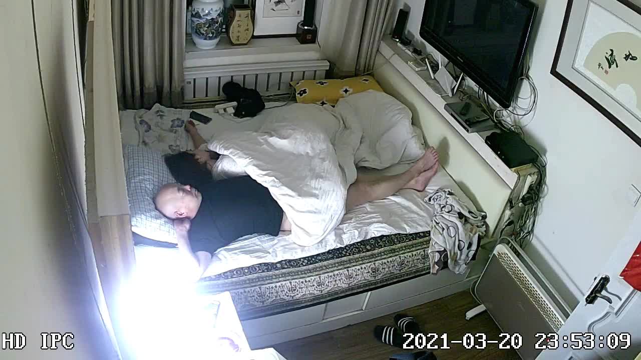 跟你妈的不一样.mp4