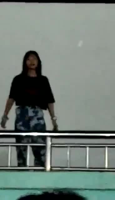 2 (5).mp4