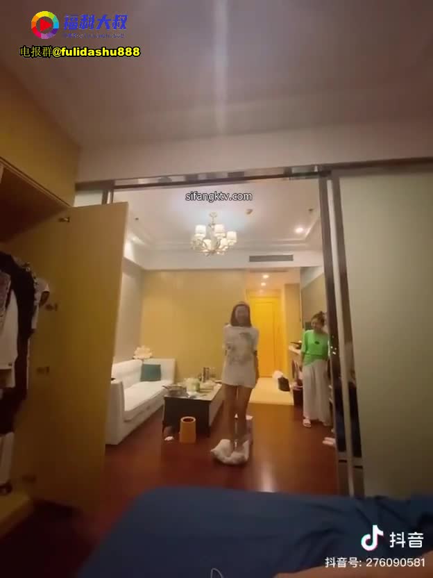 电报群@fulidashu888 (93).mp4