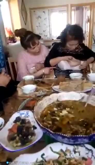 熟女 母狗 露出

一群老骚货