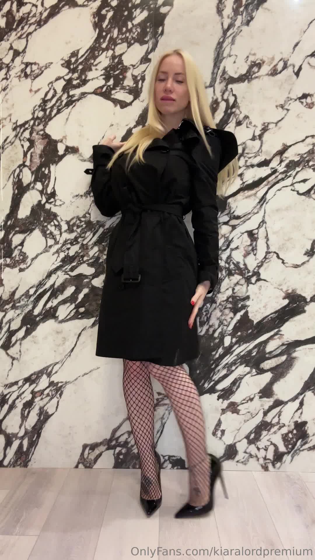  (28)
