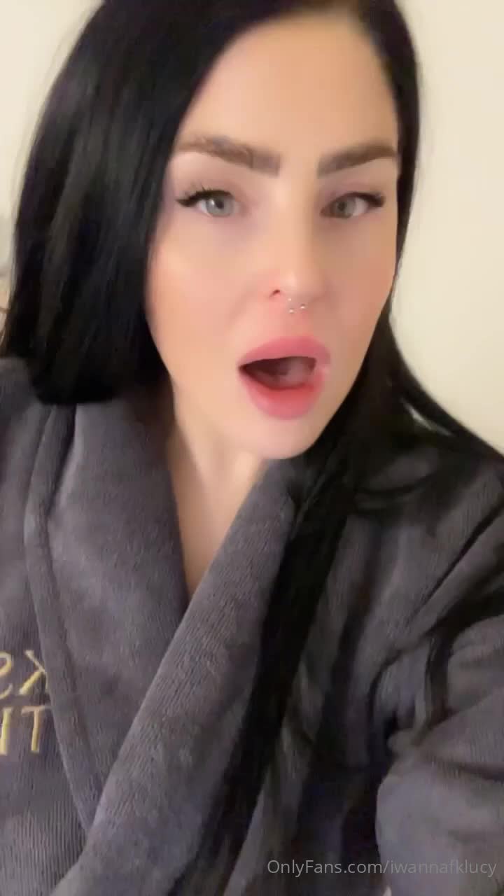  (26)