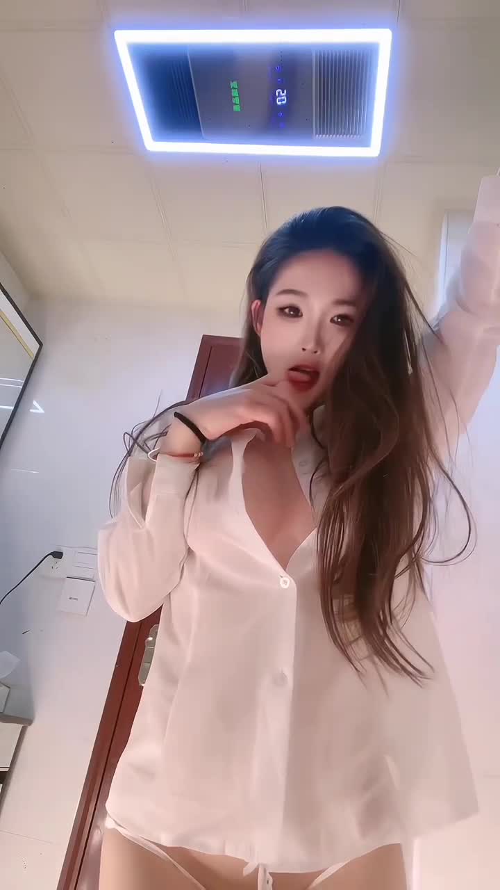 QQ视频20230211164701.mp4