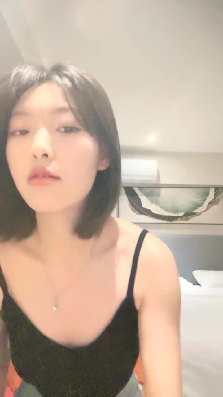  (19)