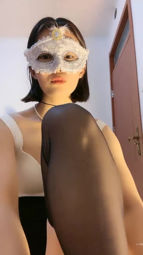  (19)