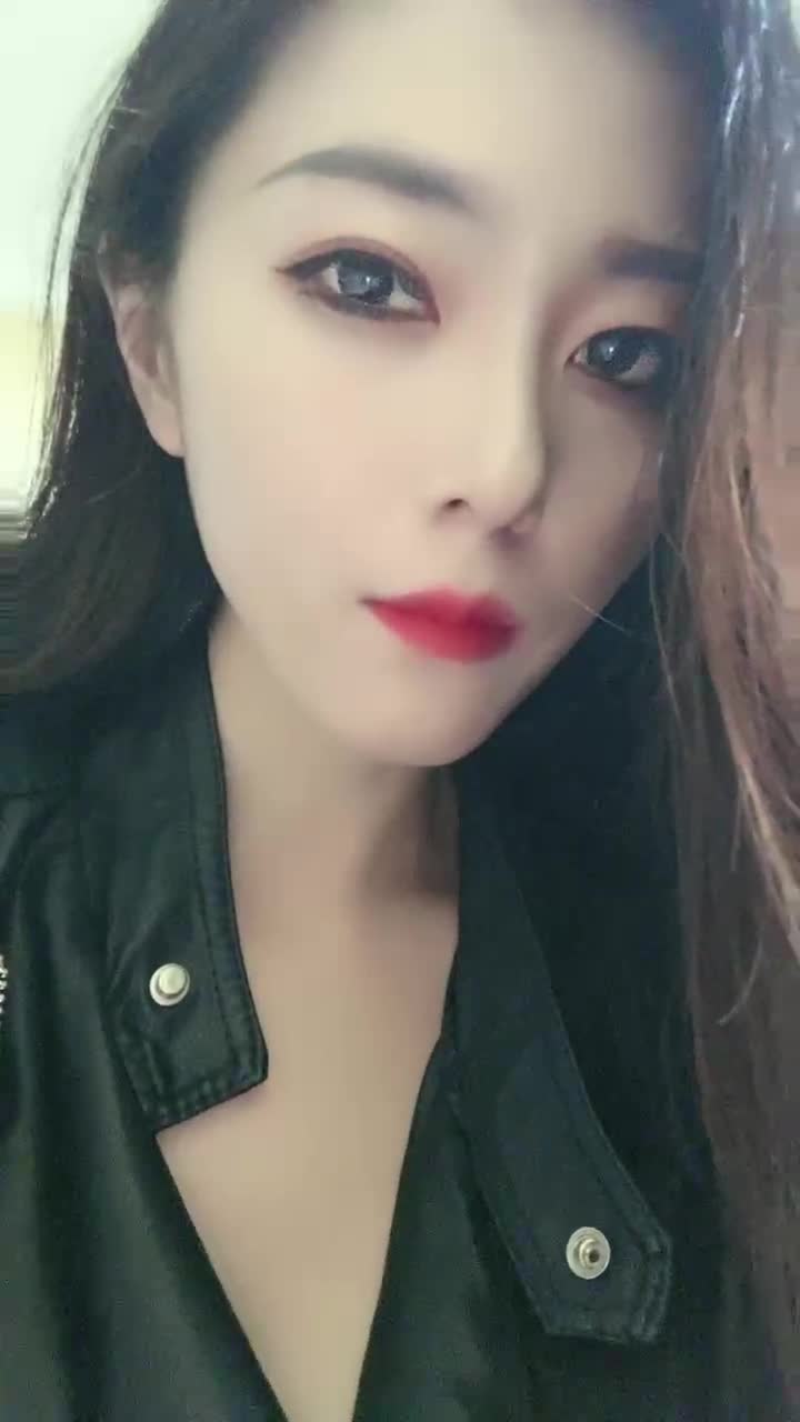  (7)