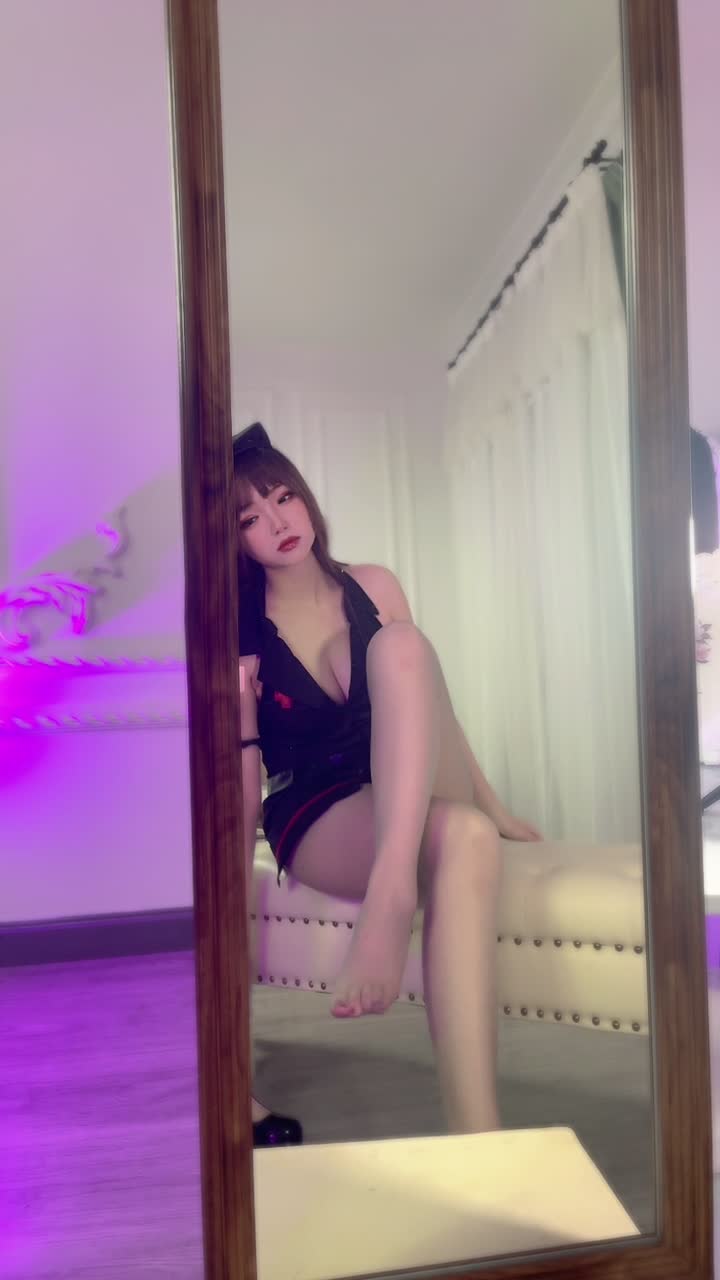  (6)