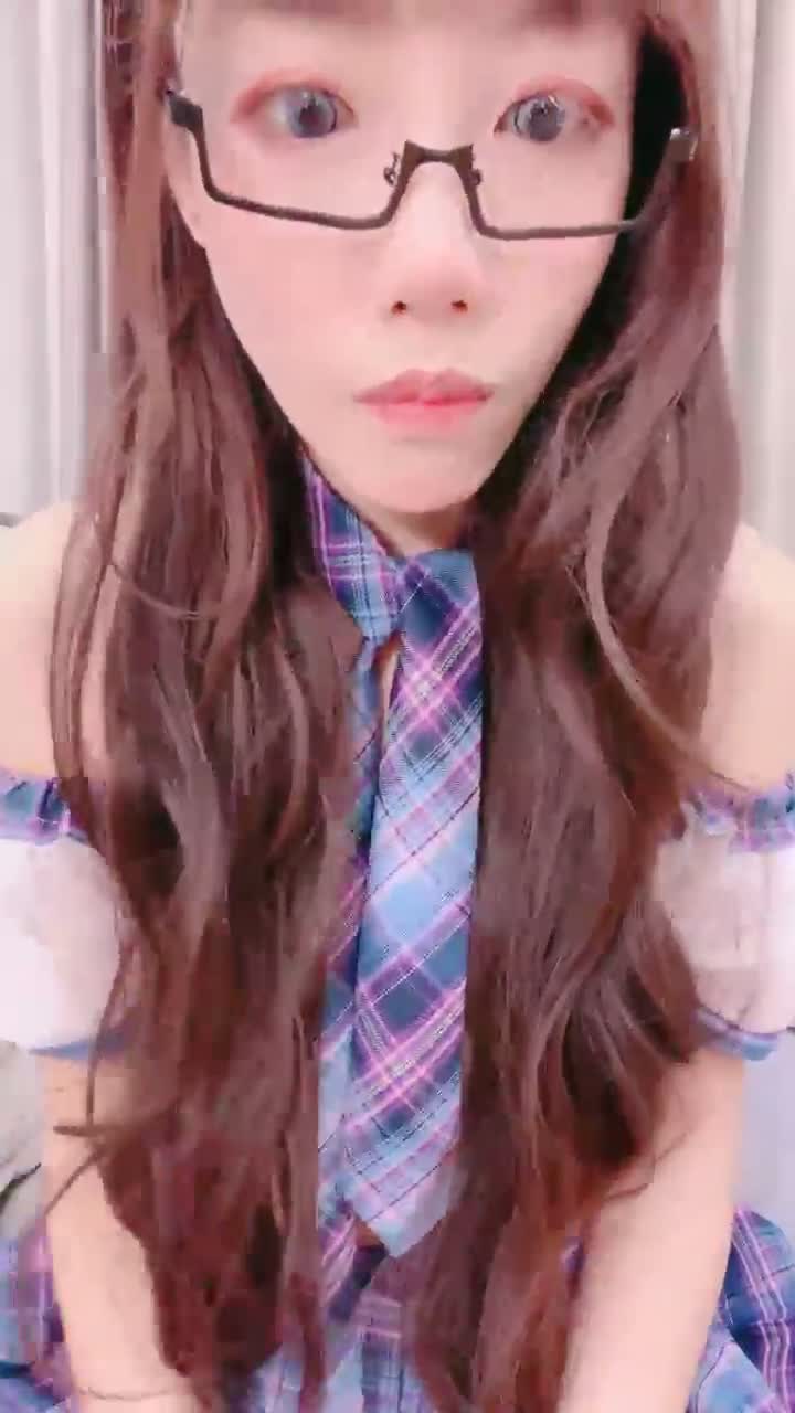  (48)