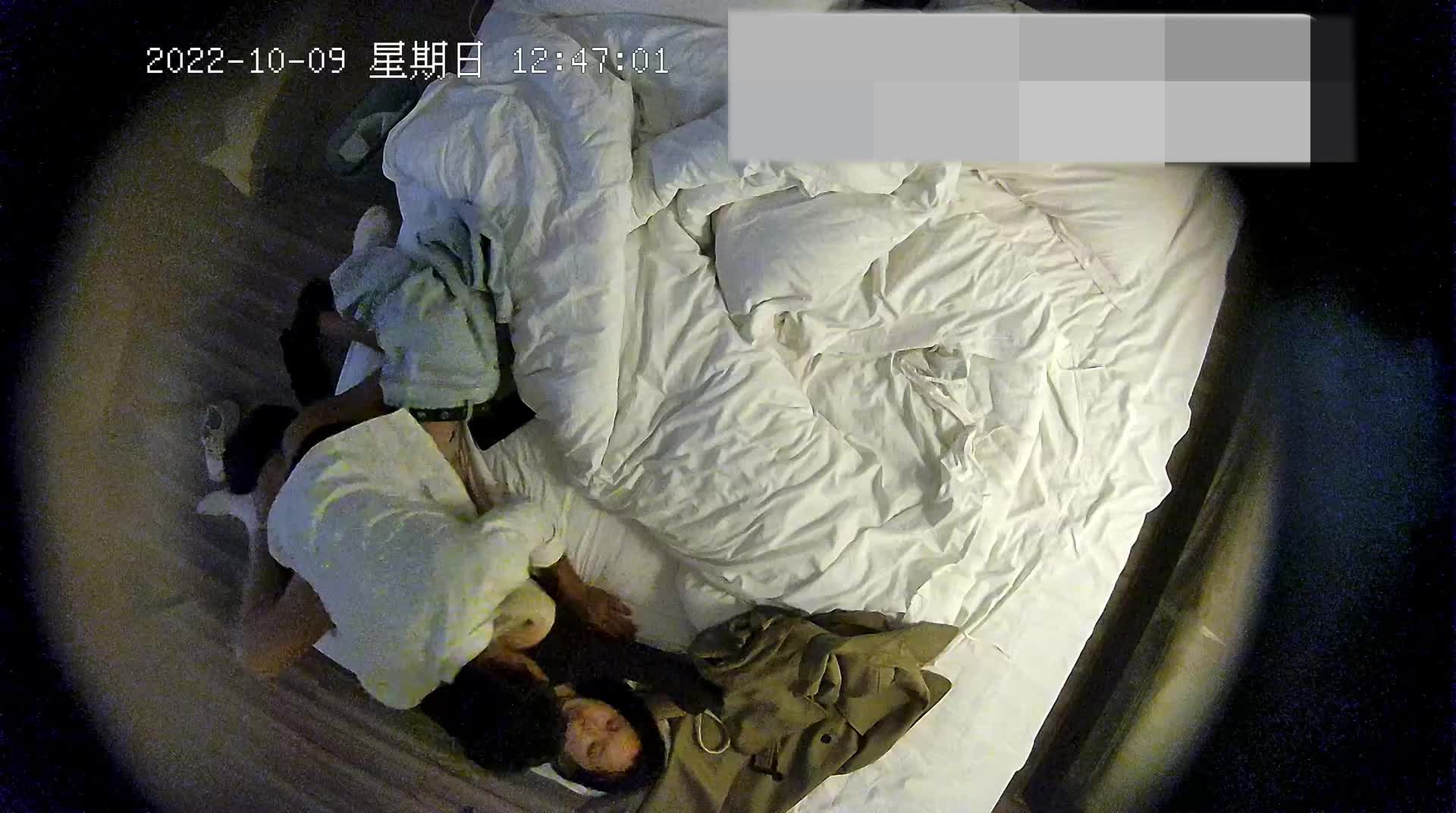 偷拍，情侣深情做爱！！

↗️ 轉發   訂閱 解鎖老司機版 