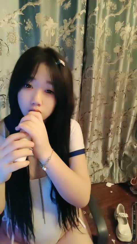  (9)