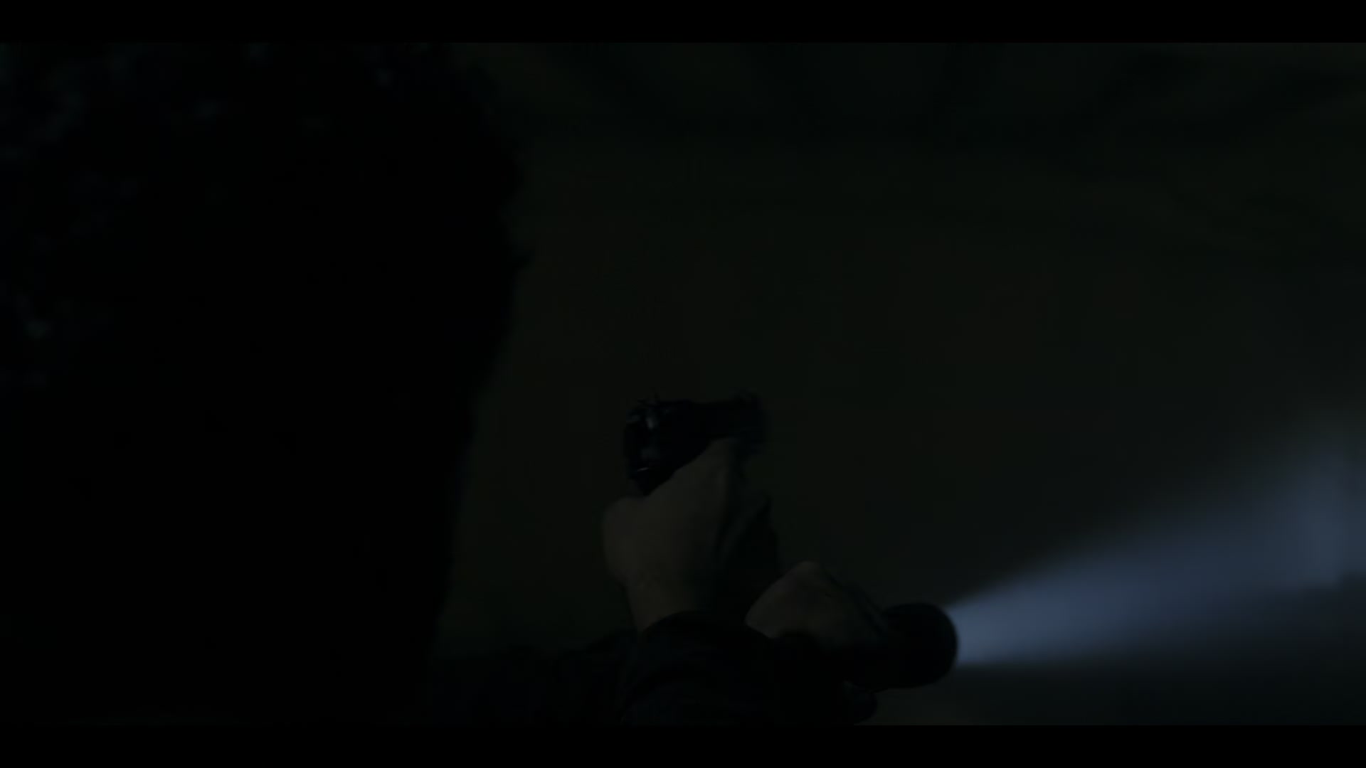 feria.the.darkest.light.s01e07.the.apocalypse.according.to.pablo.1080p.nf.web-dl.dual.ddp5.1.atmos.hdr.hevc-tepes