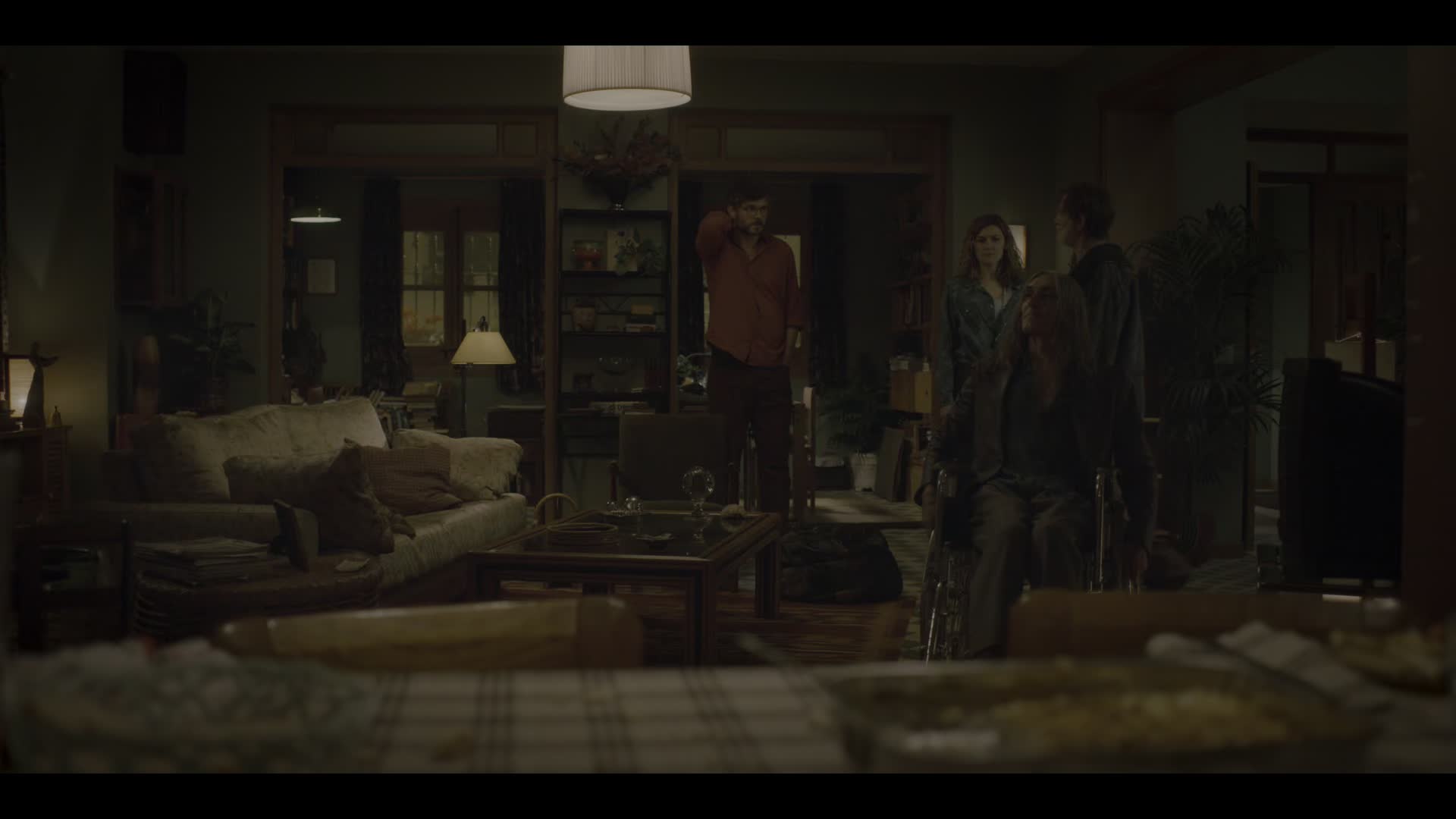 feria.the.darkest.light.s01e04.the.temple.1080p.nf.web-dl.dual.ddp5.1.atmos.hdr.hevc-tepes