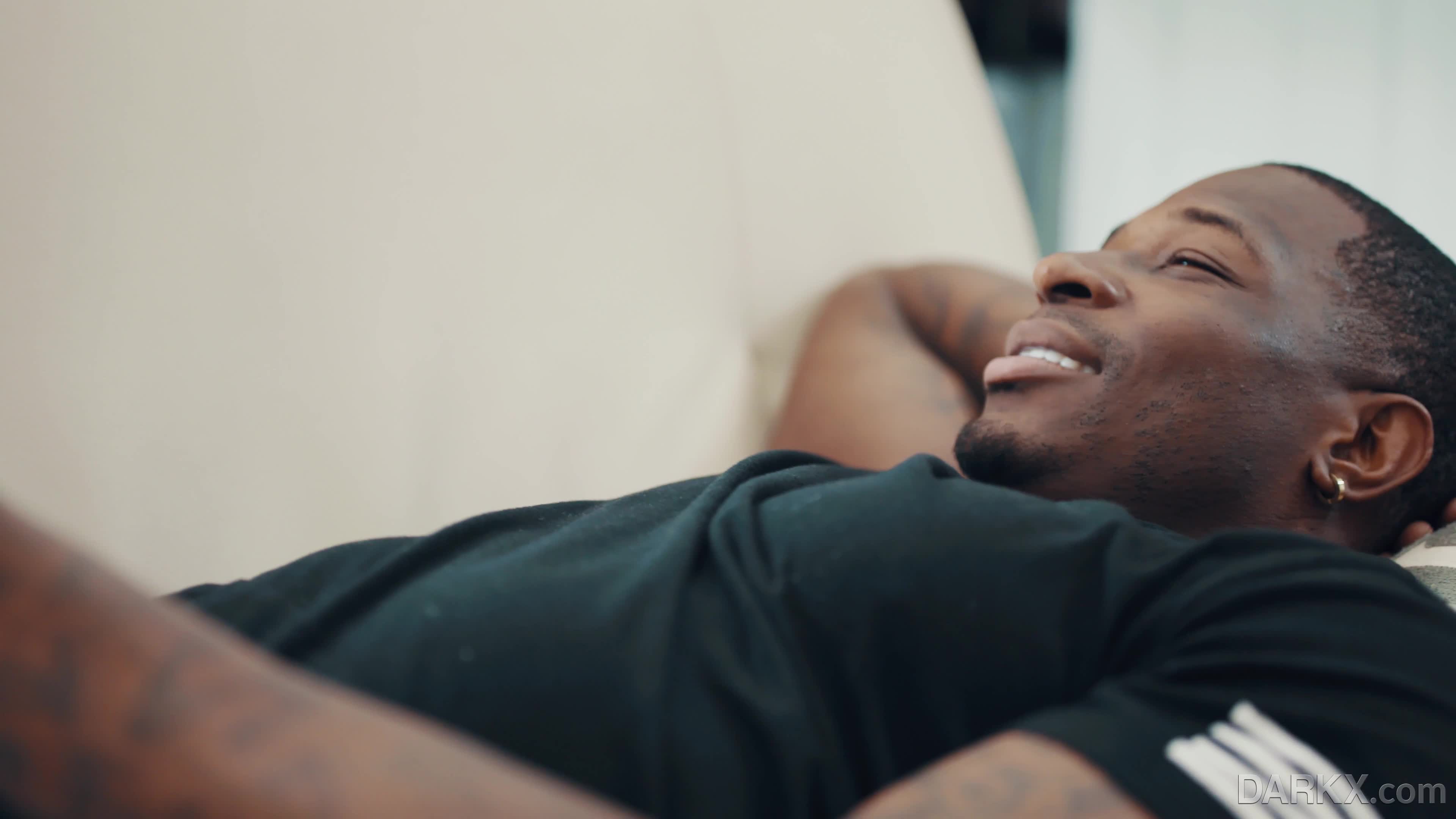 eroticax.18.11.01.anny.aurora.closing.the.distance.4k