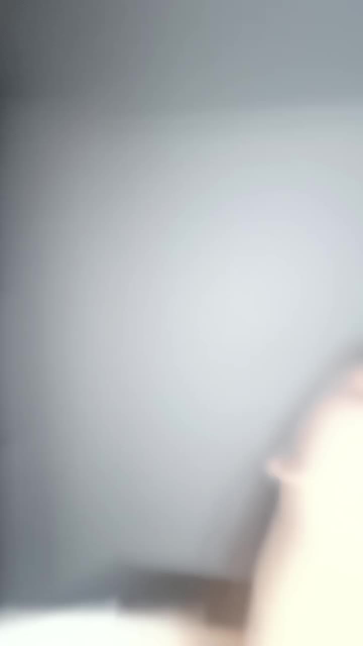 (6)