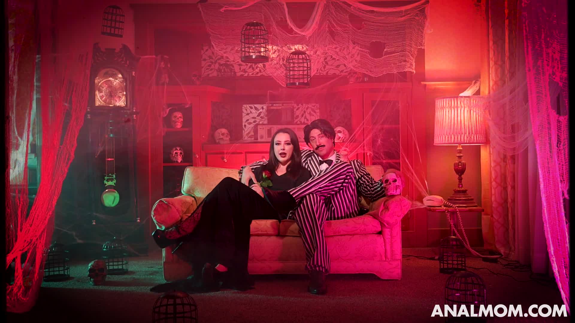 analmom.23.10.28.sophia.west.anal.ouija