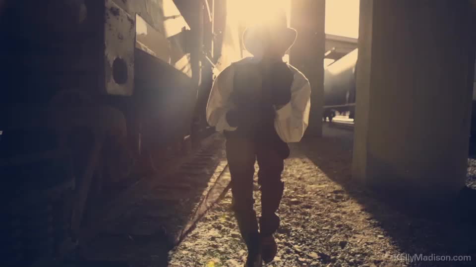 km.13.06.07.off.the.rails